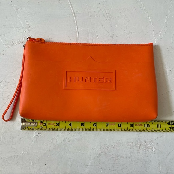 Hunter for Target small orange rubber wristlet - Picture 7 of 9